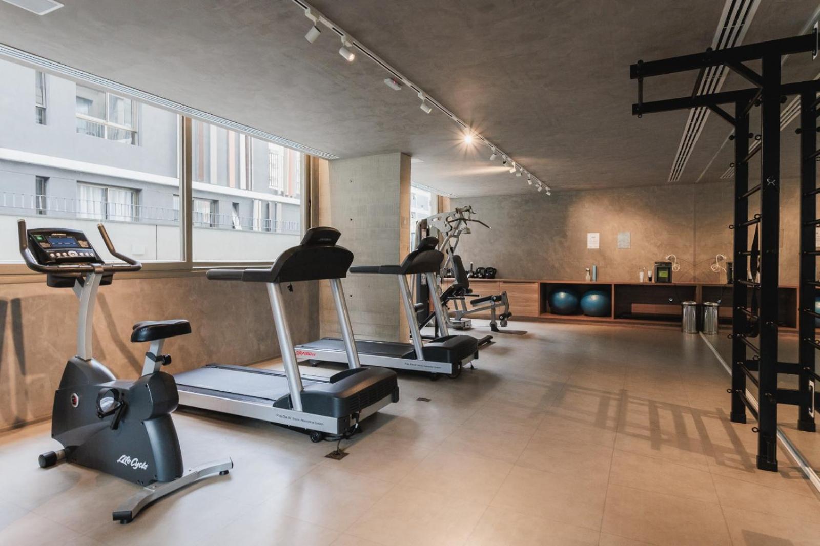 Apartamento No Jardins Com Ac | Brazilian Corner