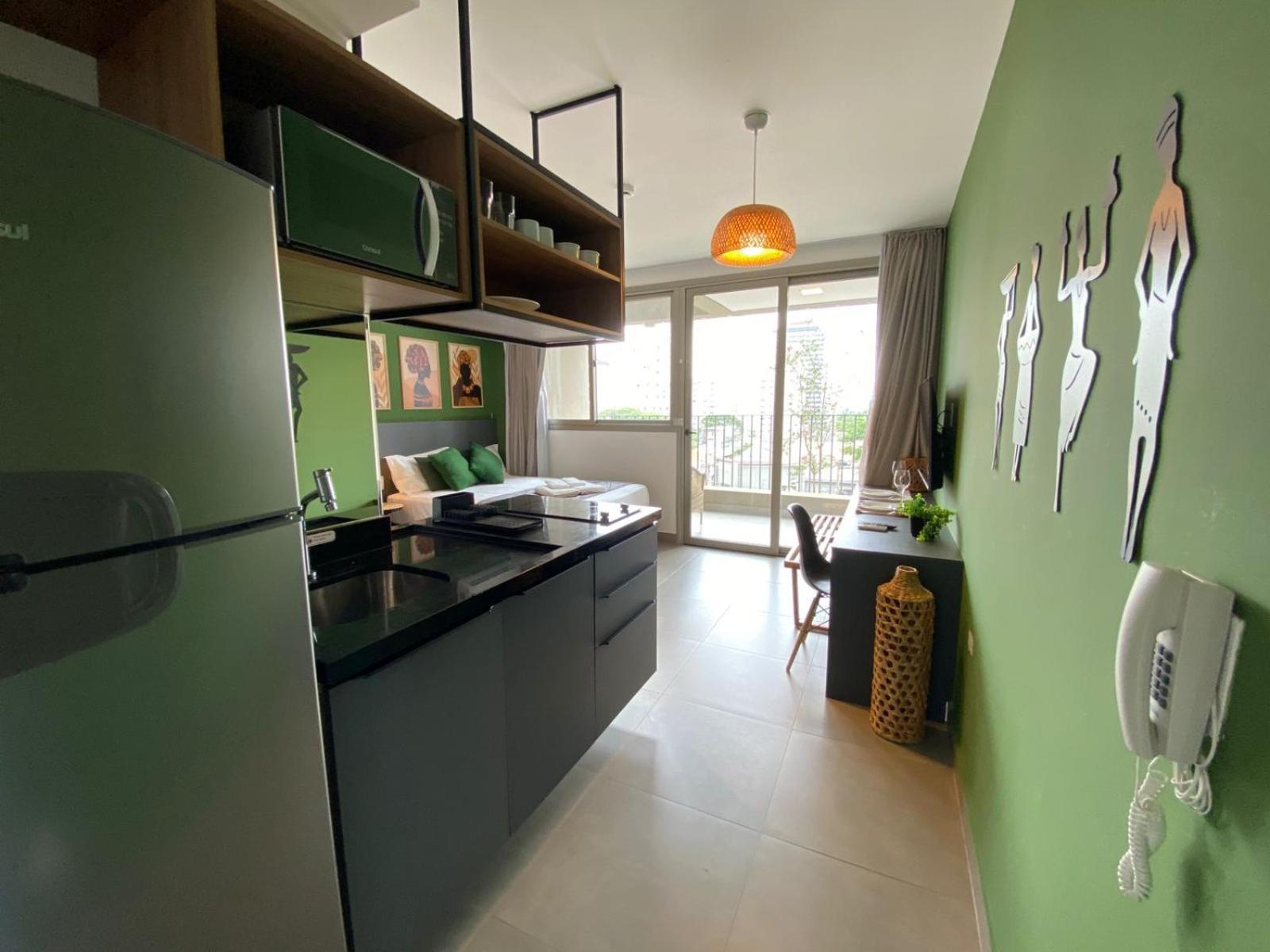 Apartamento No Jardins Com Ac | Brazilian Corner
